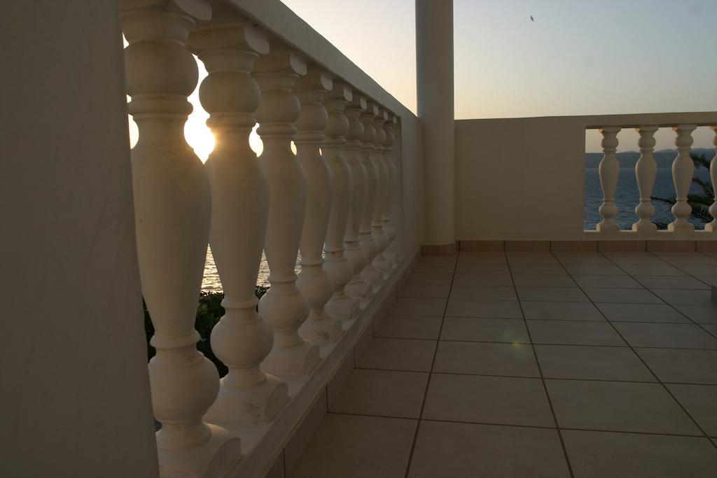 Villa Irini Almyrida  Exterior photo